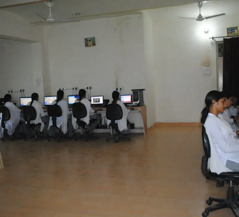 Shah Satnam Mahila College, Shrigurusar Modiya: campus photo 1