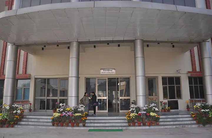 SRCOAS campus photo 1