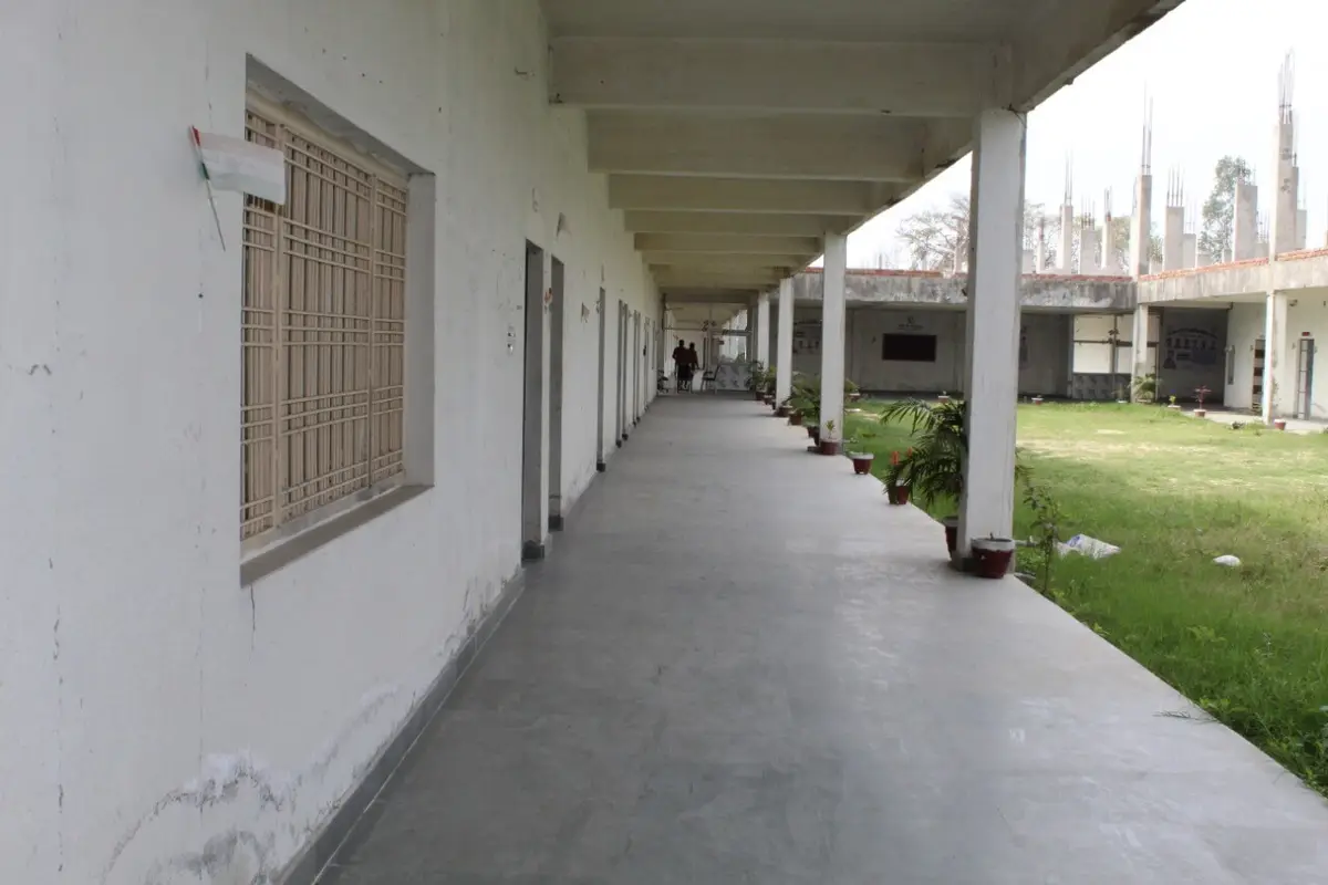Shakuntala Memorial Educational Institute Unnaisa Bahraich: campus photo 2