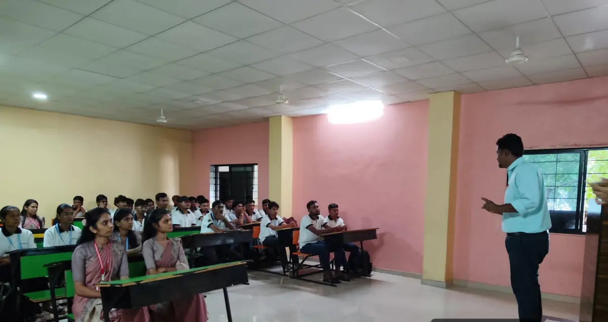 Shakuntala Patil Bahuuddeshiya Sansthas Shatabdi Institute of Pharmacy: campus photo 6