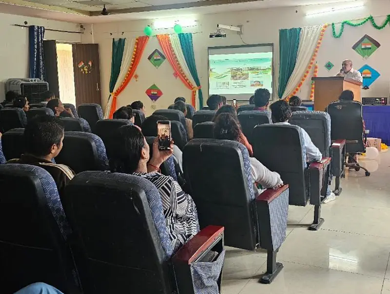 Shamsher Bhadur Saxena College of Law: campus photo 7