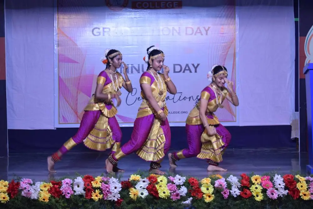 Sharada College: campus photo 6