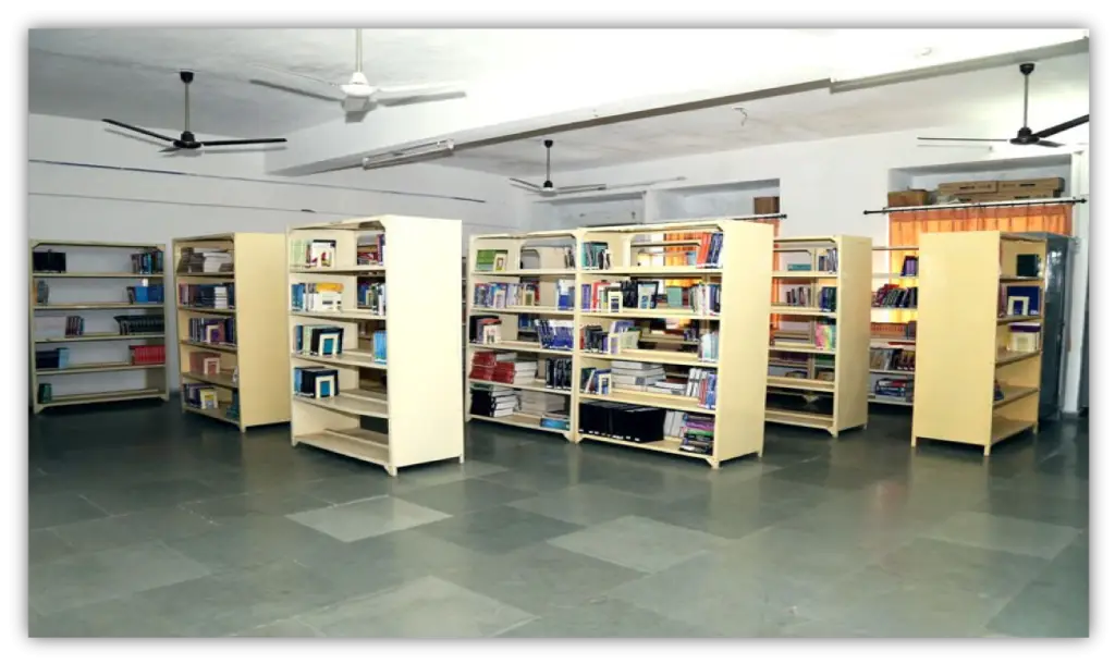 Shardaben Bhagubhai Mangaldas Patel Nursing and Para Medical College: campus photo 8
