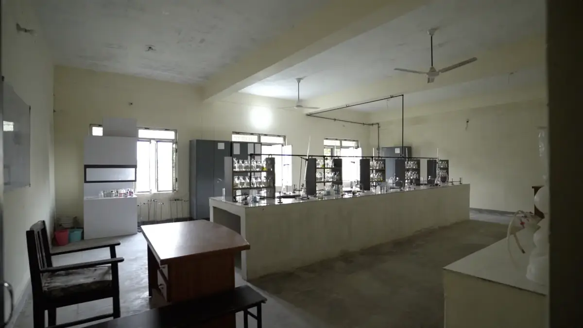 Shashi Institute of Pharmaceutical Science and Research Jaunpur: campus photo 1