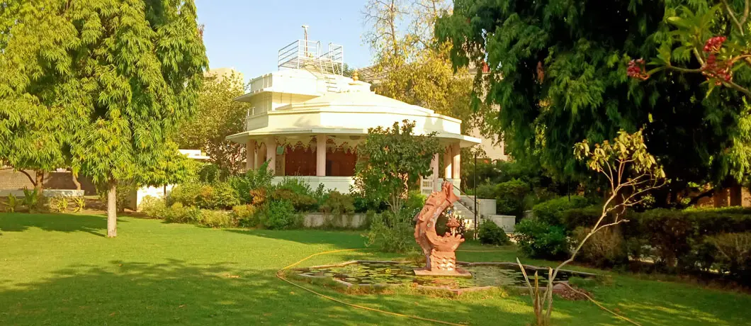 Sheth C. N. College of Fine Arts: campus photo 6