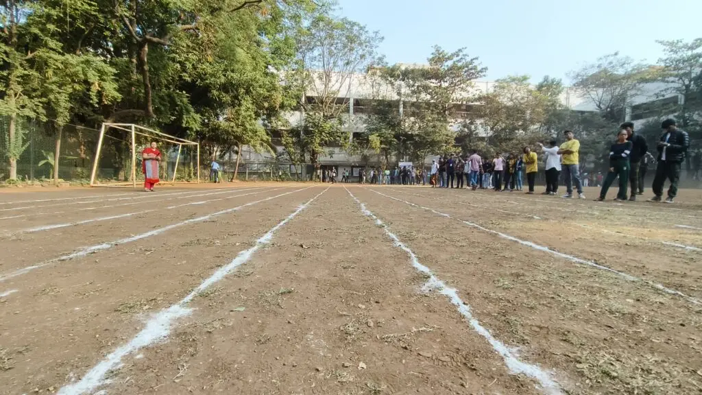 Sheth L.U.J. College of Arts And Sir M.V. College of Science and Commerce: campus photo 2