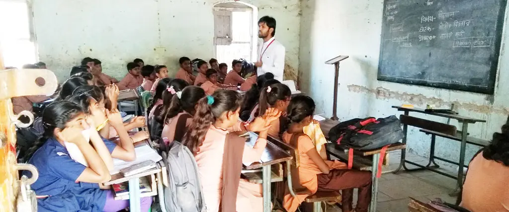 Shinde B.Ed. College, Anjani Bu. Mehakar: campus photo 3