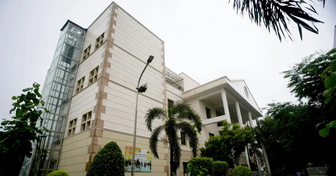 SUS campus photo 2