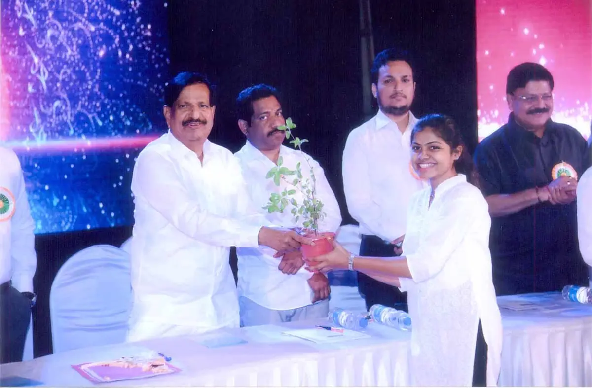 Shramik Shikshan Mandals F.G. Naik College of Arts, Science & Commerce, KoperKhairane, Thane: campus photo 2