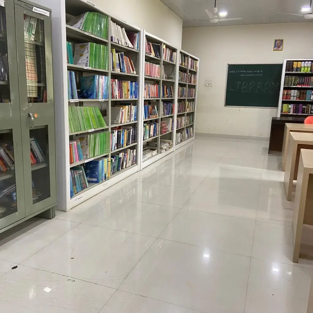 Shree L.R.Tiwari Degree College of Arts, Commerce and Science: campus photo 6
