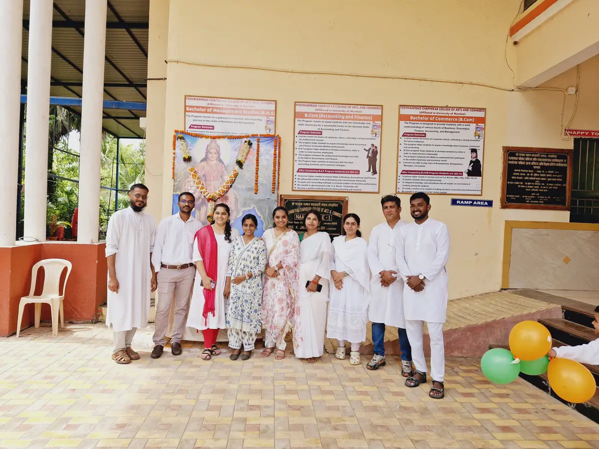 Shree Panchal Samaj Madhyavarti Mandal's Yeshwantrao Chaphekar College of Arts and Commerce (for women) campus photo 8