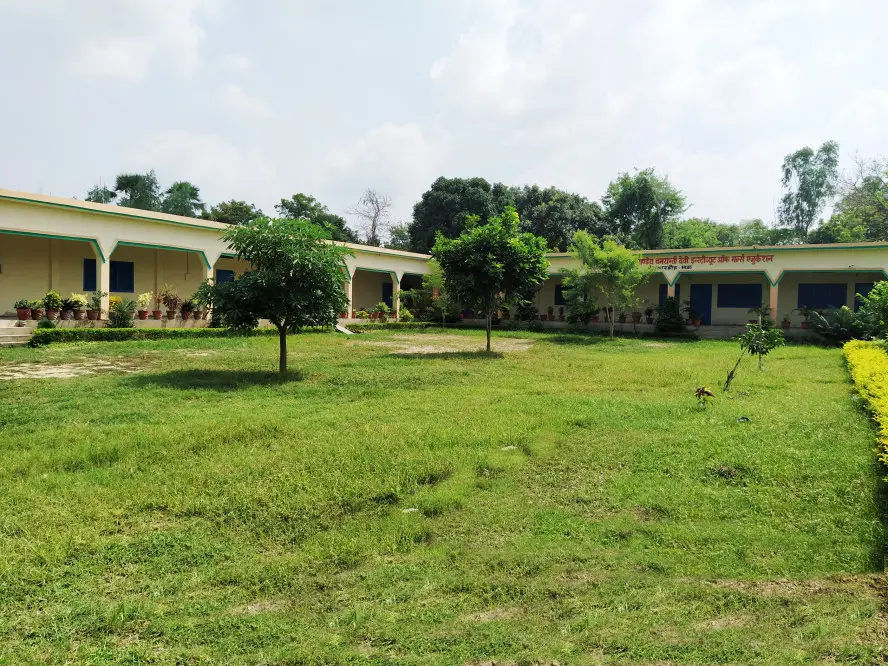 Shree Parashar Brahma Sudhakar Pandey Damyanti Devi Institute of Girls Education, Raikwardeeh: campus photo 8