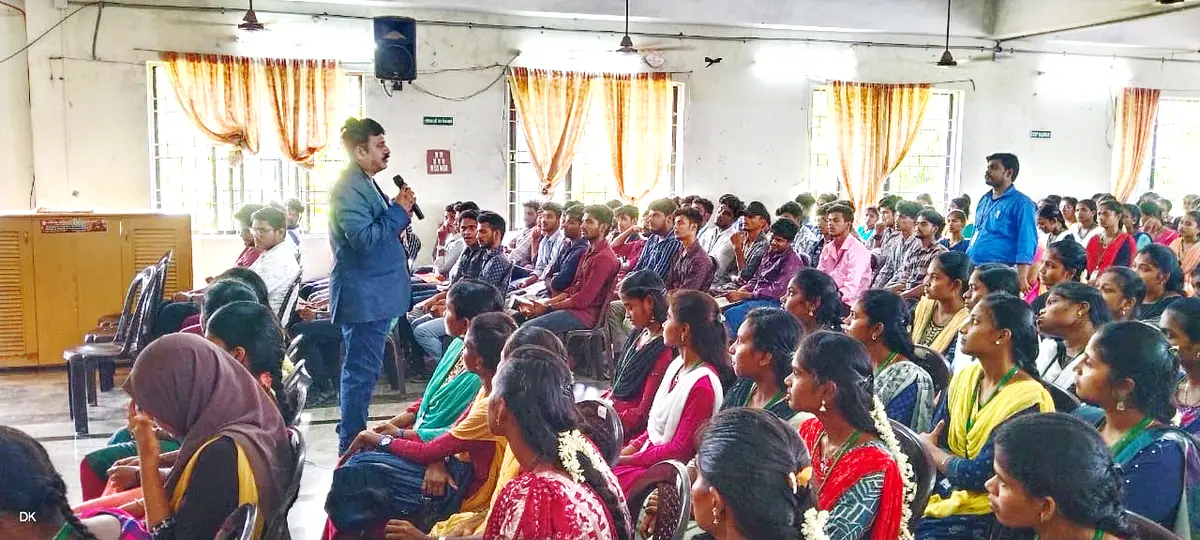 Shree Raghavendra Arts &Science College, Keezhamoongiladi, Chidhambaram: campus photo 7