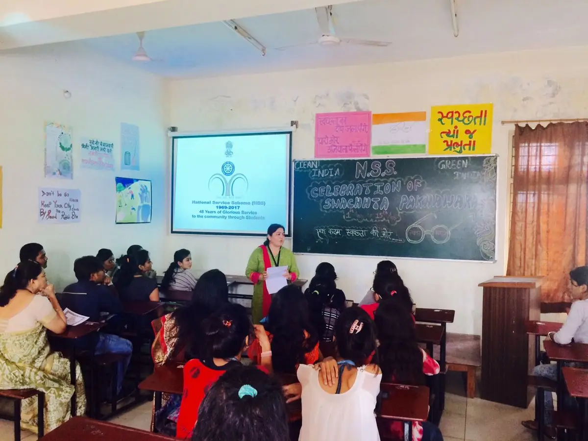 Shree Ramkrishna Institute of Computer Education & Applied Sciences: campus photo 7
