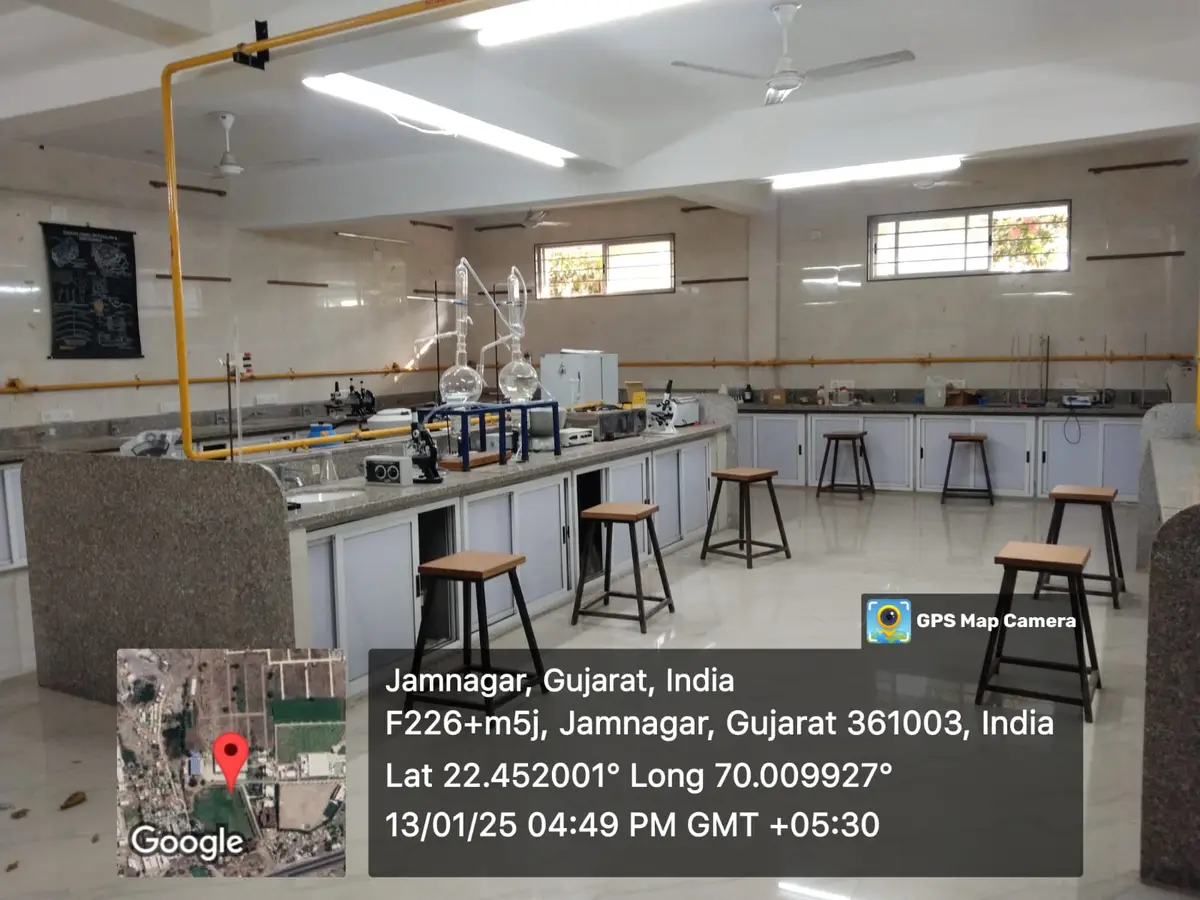 Shree Swaminarayan Gurukul Pharmacy College Jamnagar: campus photo 2