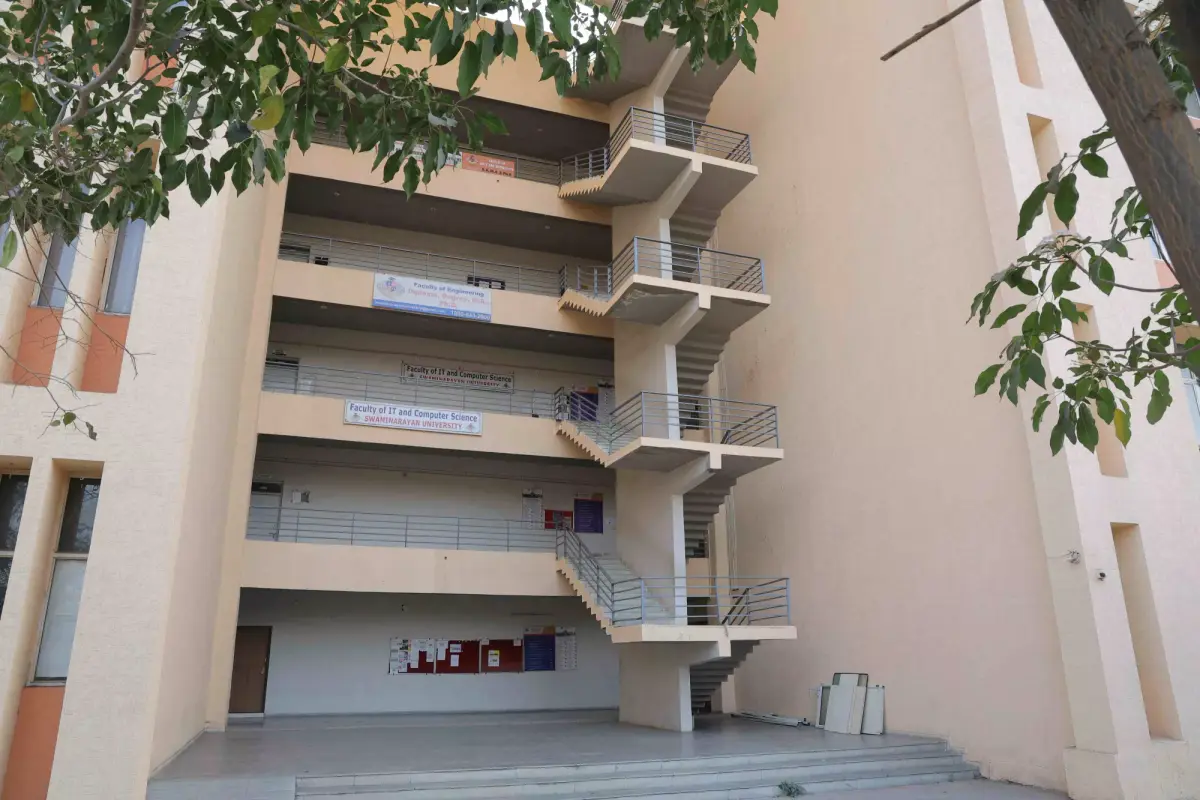 Shree Swaminarayan Homoeopathy College: campus photo 3
