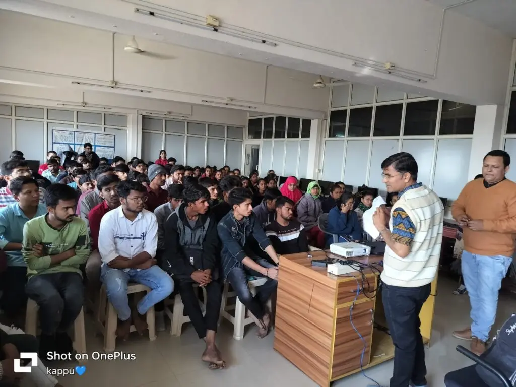 Shri Adarsh Bca College: campus photo 8