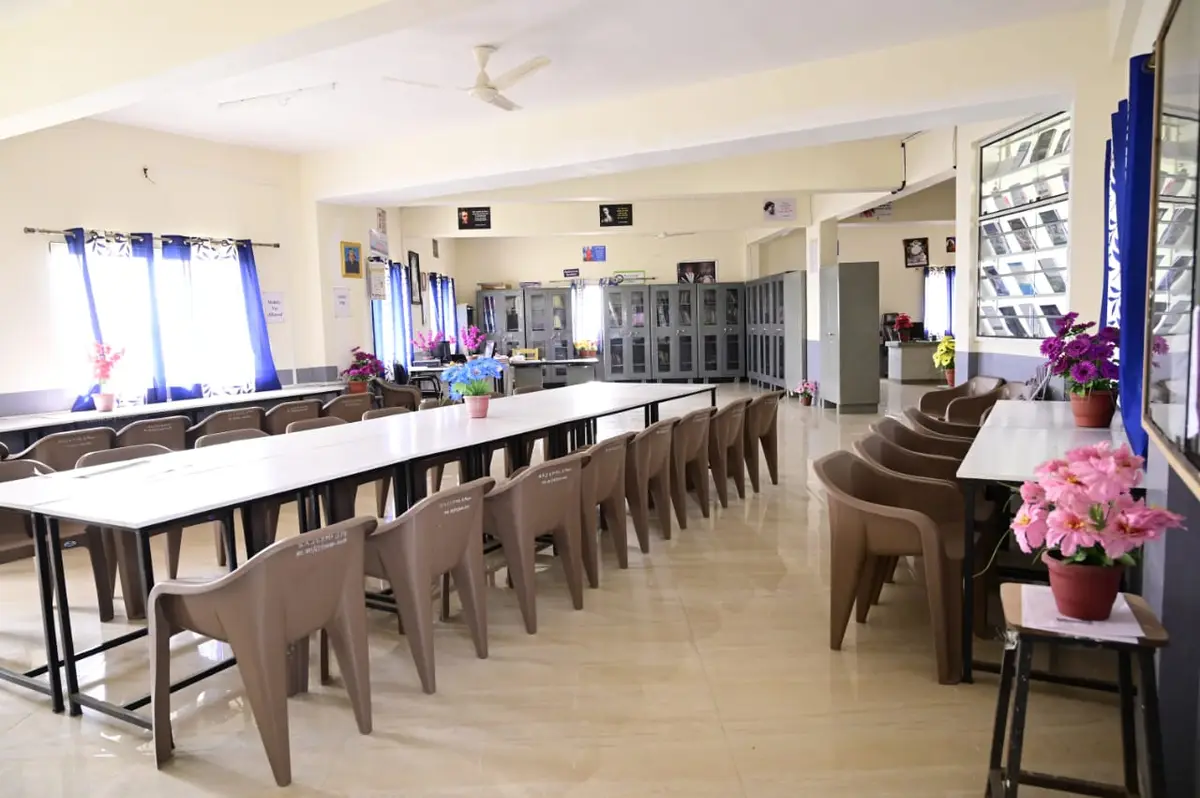 Shri AmolakJain Vidya Prasarak Mandals College of Pharmaceutical Science and Research Center Kada: campus photo 1