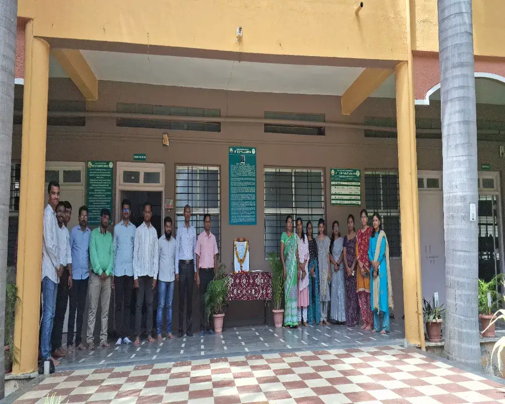 Shri Balaji Shikshan Prasarak Mandal Sanchalit, College of Pharmacy, Ambajogai.: campus photo 5