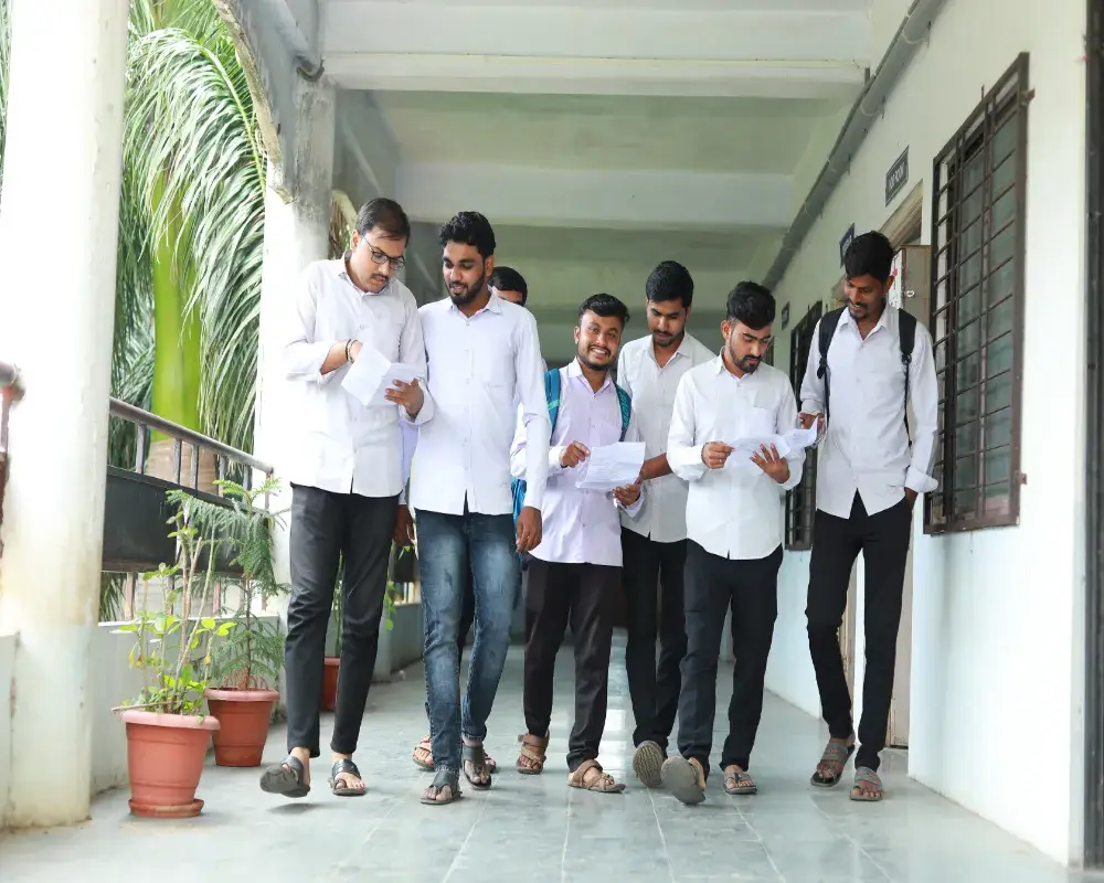 Shri Balaji Shikshan Prasarak Mandal Sanchalit, College of Pharmacy, Ambajogai.: campus photo 2