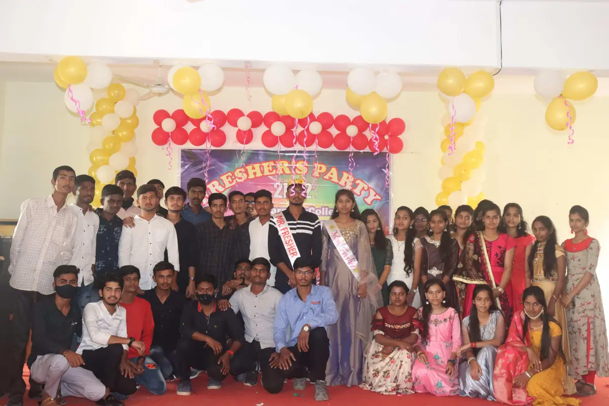 Shri Dhaneshwari Manav Vikas Mandal's Diploma In Pharmacy Institute: campus photo 2