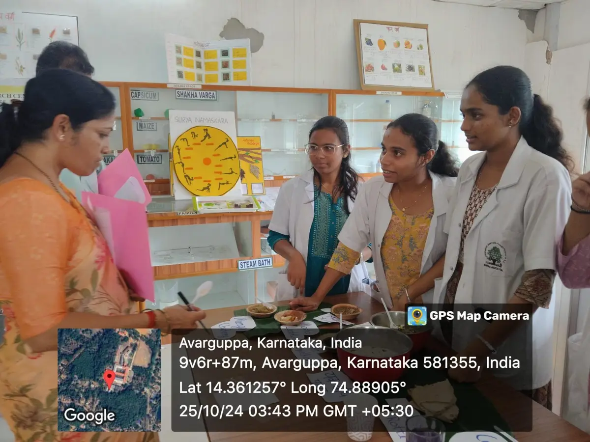 Shri Dhanvantri Ayurvedic Medical College: campus photo 1