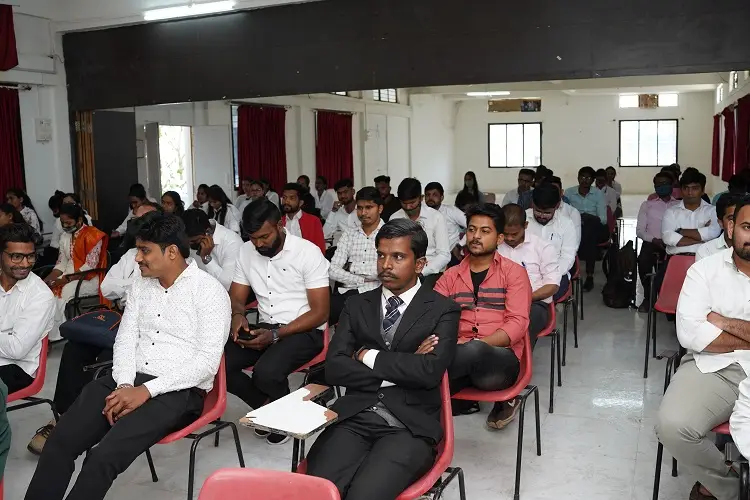 Shri GAJANAN MAHARAJ SHIKSHAN PRASARAK MANDALs SHARADCHANDRA PAWAR INSTITUTE OF MANAGEMENT, DUMBERWADI, KHAMUNDI: campus photo 8