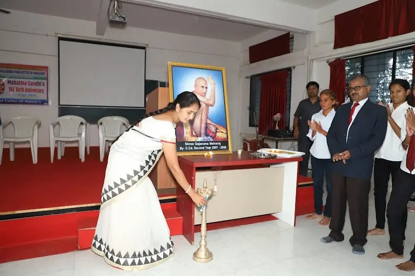 Shri GAJANAN MAHARAJ SHIKSHAN PRASARAK MANDALs SHARADCHANDRA PAWAR INSTITUTE OF MANAGEMENT, DUMBERWADI, KHAMUNDI: campus photo 3