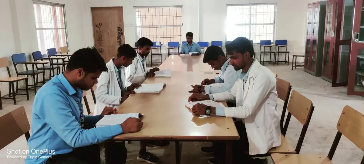 Shri Ganpati Institute of Pharmacy: campus photo 3