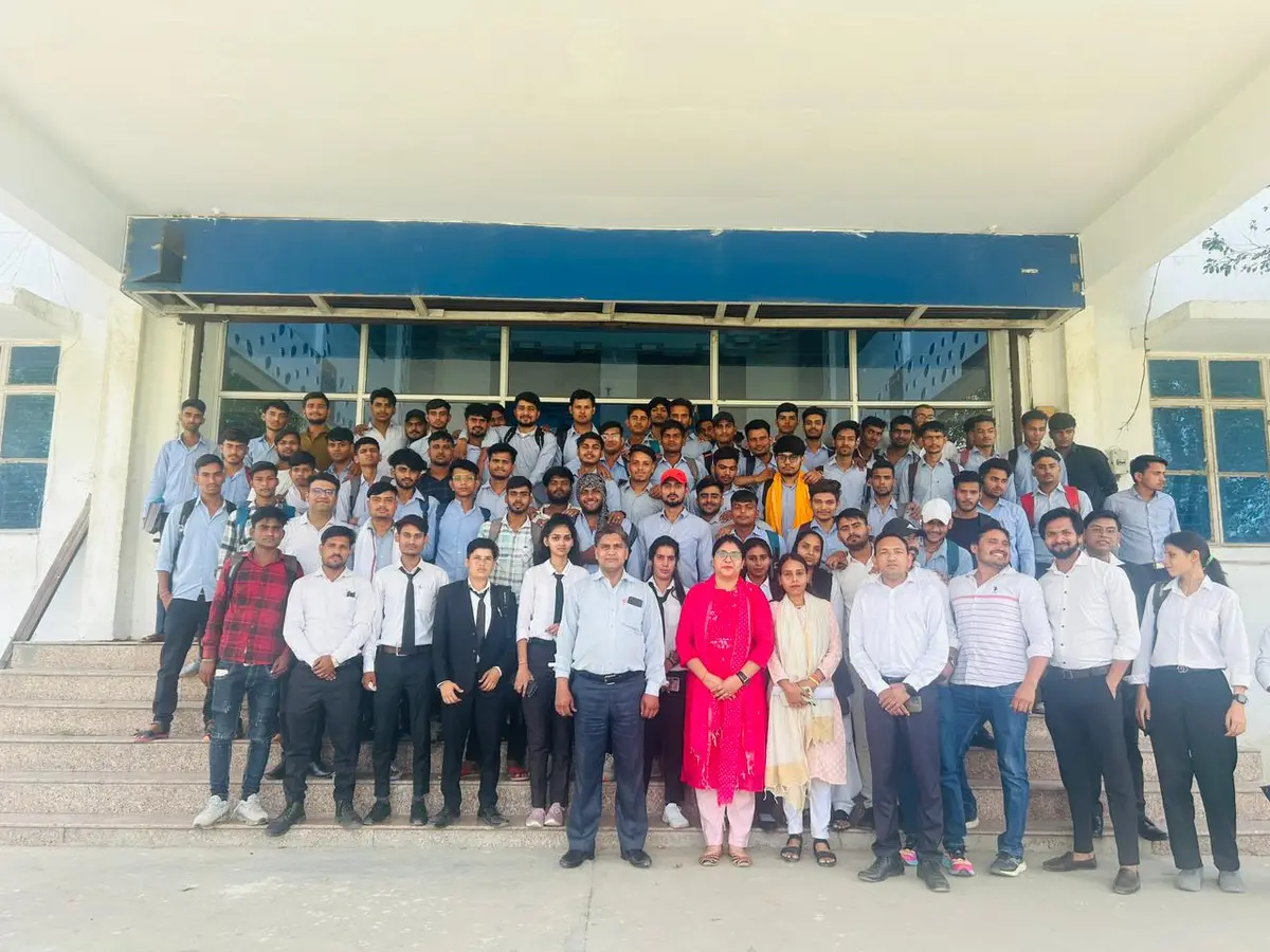 Shri Girraj Maharaj Institute of Pharmacy: campus photo 5