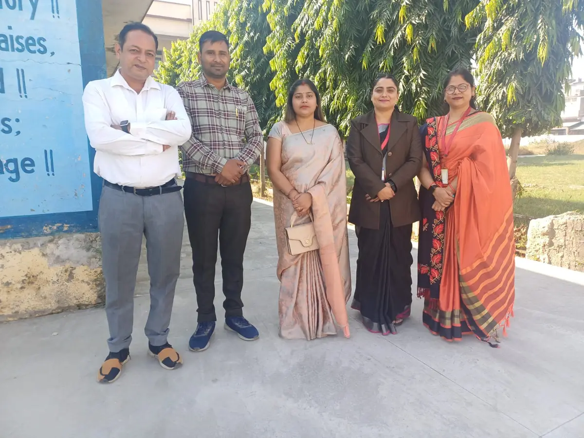 Shri Guru Nanak Degree College, Preet Vihar Colony: campus photo 4