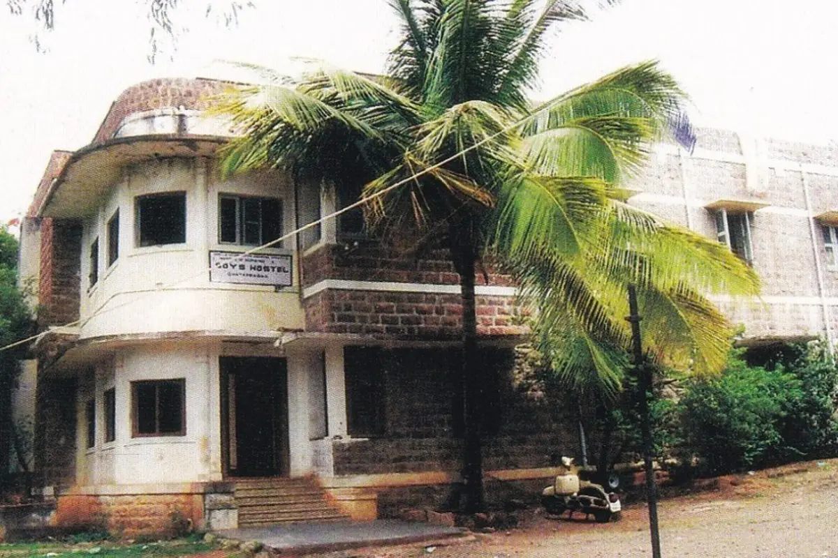 Shri J G Co-Operative Hospital Society's College of Nursing: campus photo 3