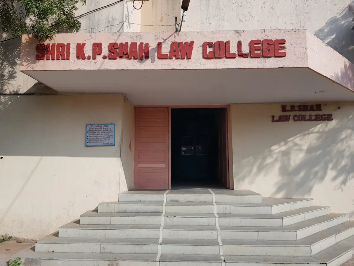 Shri K.P.Shah Law College campus
