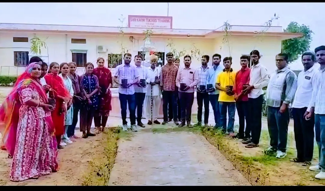 Shri karani college kajoi: campus photo 2