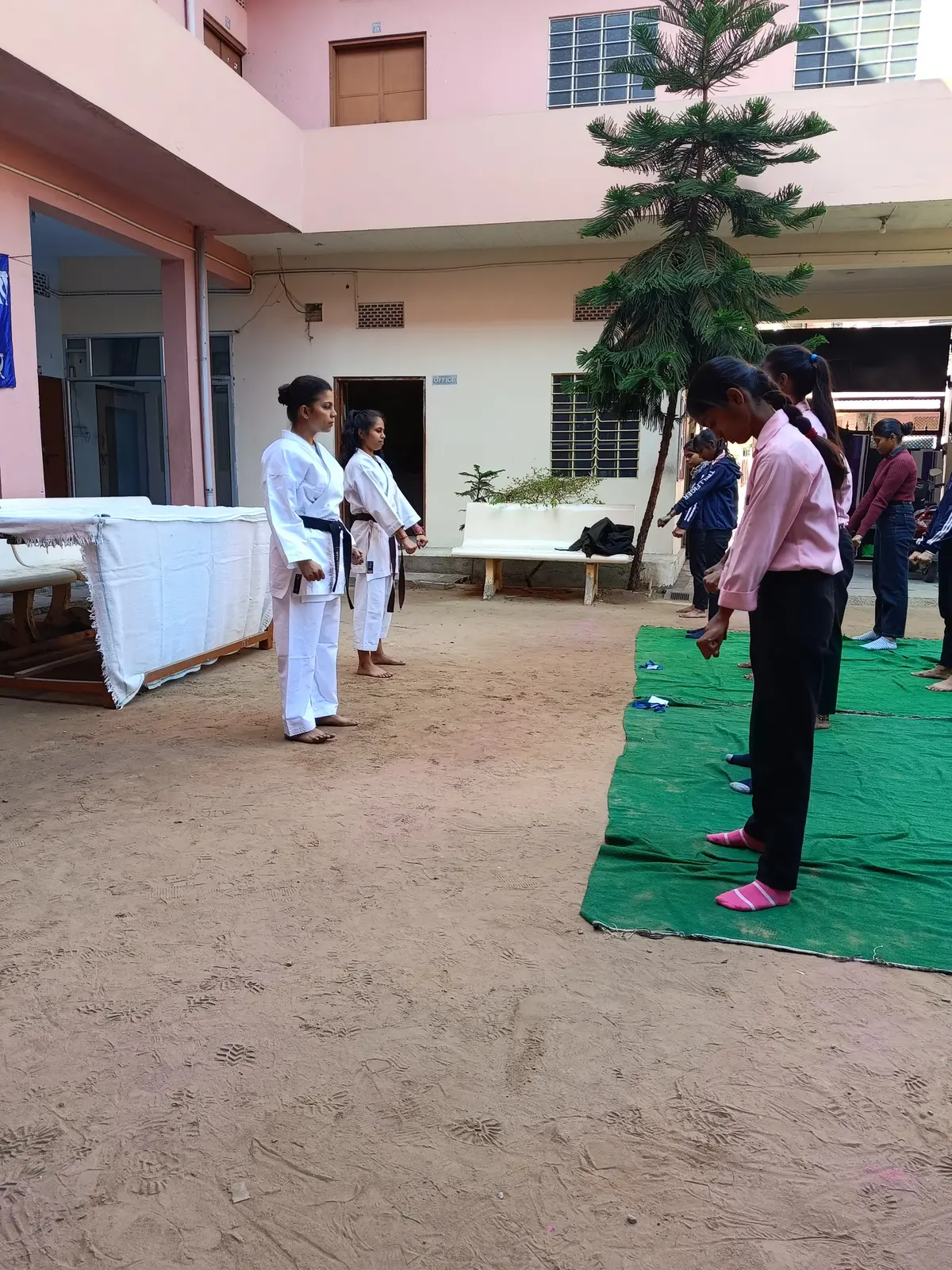 Shri Lal Bahadur Shatri Mahila Mahavidyalaya: campus photo 4