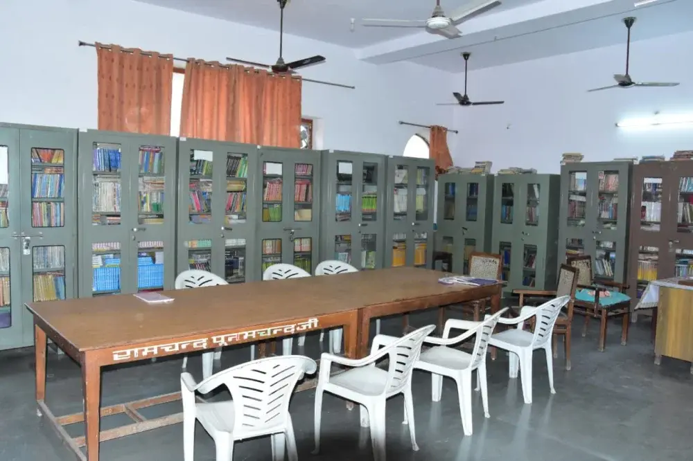 Shri Mahalaxmi Mahila Shikshak Prashikshan Mahavidyalaya, Sector-E: campus photo 7