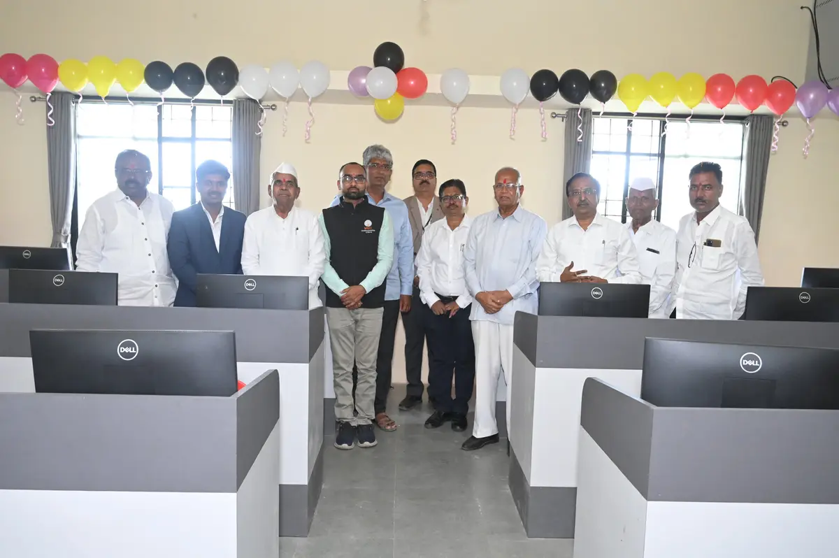 Shri Marutrao Ghule Patil Shikshan Sansthas Jijamata College of Science & Arts: campus photo 8