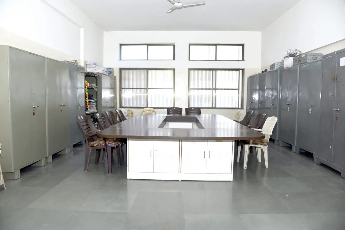 Shri Neminath Jain Brahmacharyashram's Shriman Sampatlalji Pemrajji Surana Law College: campus photo 5