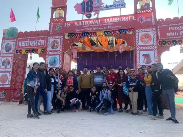 Shri Pustikar Shri Purohit Surajraj Roopadevi Smriti Mahila Mahavidyalaya, Siwachi Gate: campus photo 2