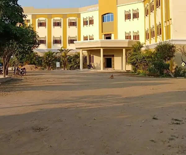 Shri Radha Krishan College of Education: campus photo 4