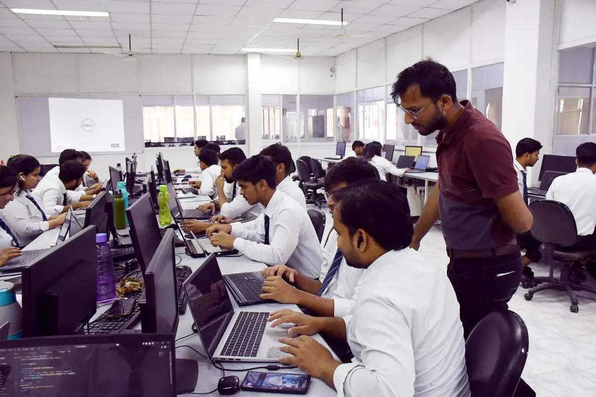 SRMSCO campus photo 1