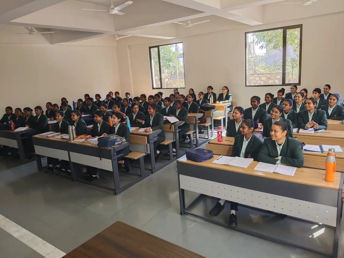 Shri Ratanlal Kanwarlal Patni Girls Nursing College: campus photo 4