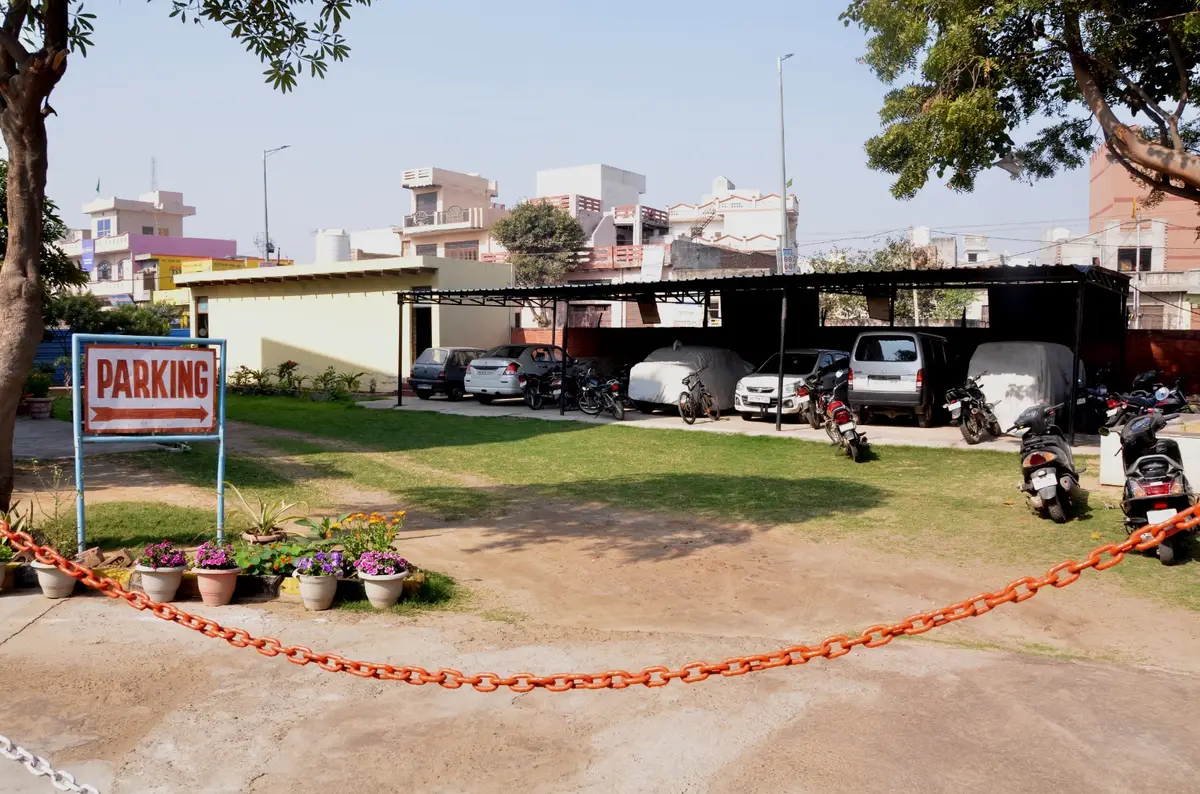 Shri Sanatan Dharam Institute of Pharmacy & Medical Technology: campus photo 5