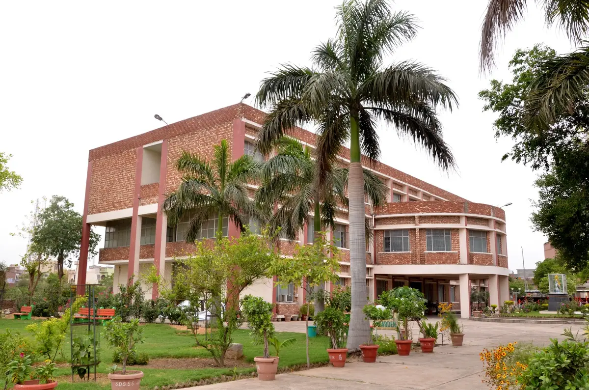 Shri Sanatan Dharam Institute of Pharmacy & Medical Technology: campus photo 6