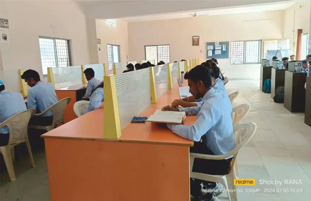 Shri Sant Gajanan Maharaj College of Pharmacy Buldana: campus photo 4