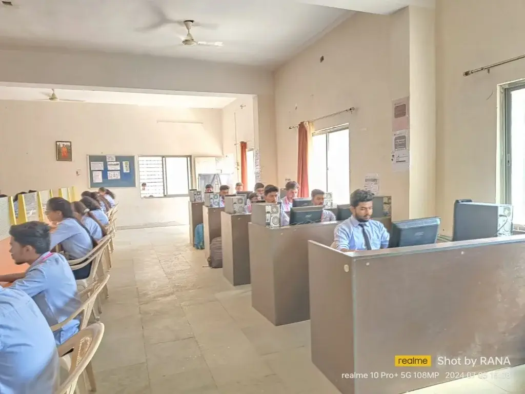 Shri Sant Gajanan Maharaj College of Pharmacy Buldana: campus photo 3