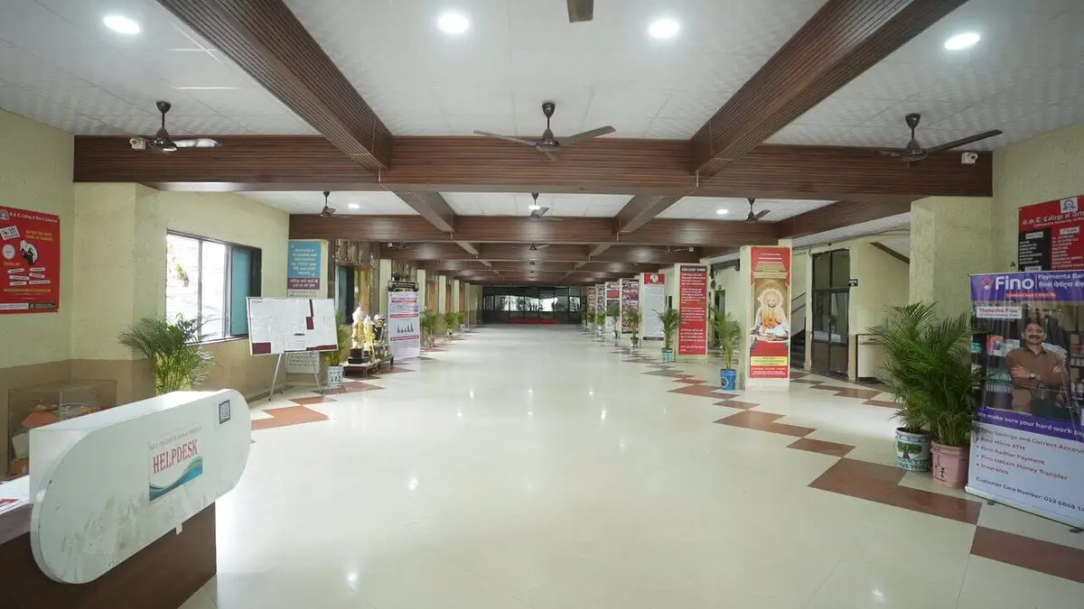 Shri Sindh Thakurnath S S T College of Arts and Commerce: campus photo 1