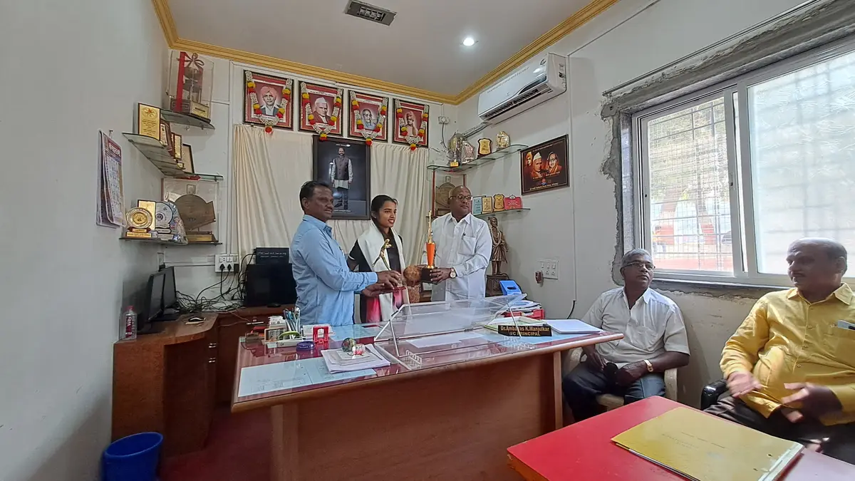 Shri Swami Vivekanand Shikshan Sanstha Sanchlit, Samajbhushan Ganpatrao Kalbhor College: campus photo 6