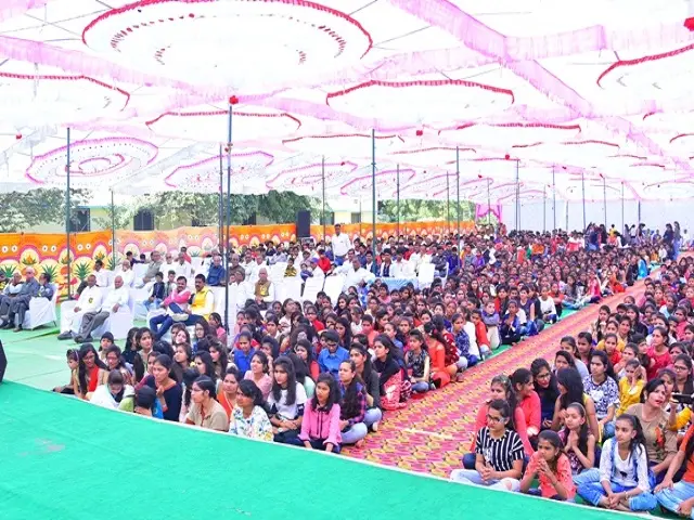 Shri Umiya Girls College: campus photo 4