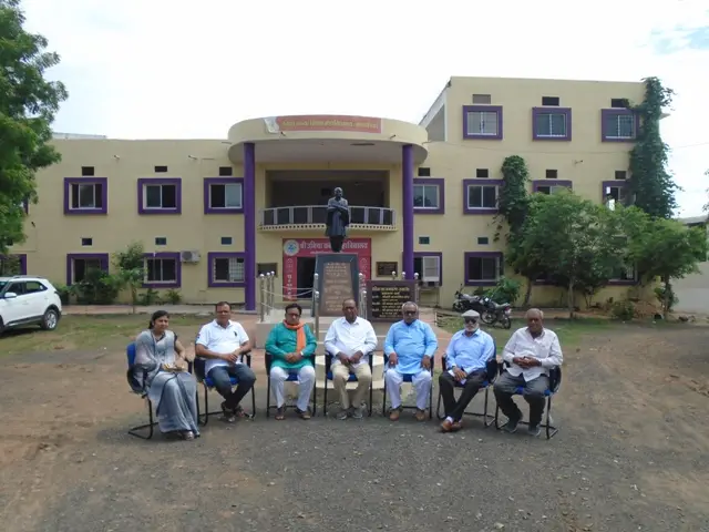 Shri Umiya Girls College: campus photo 7